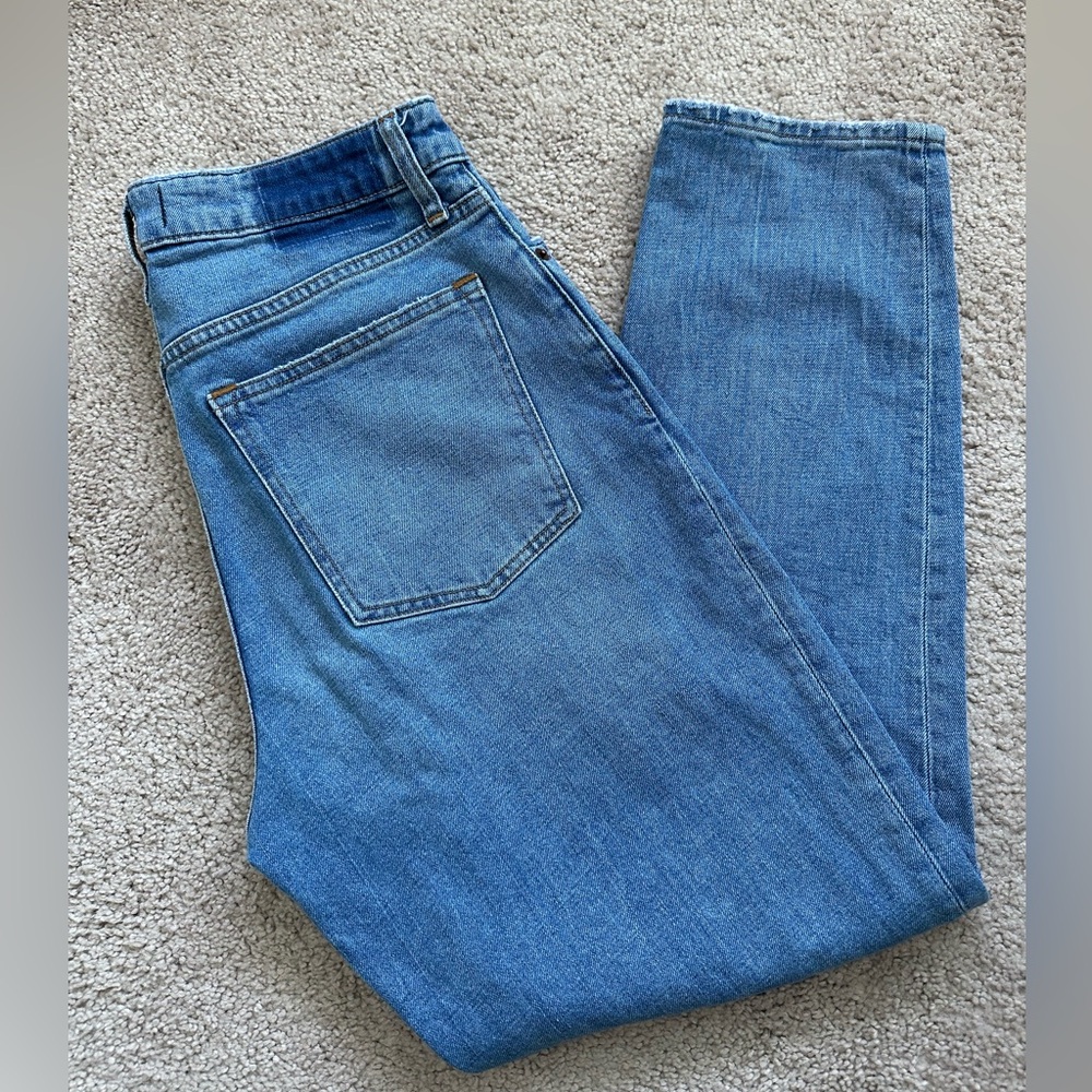 Abercrombie & Fitch The Mom High-Rise Jeans